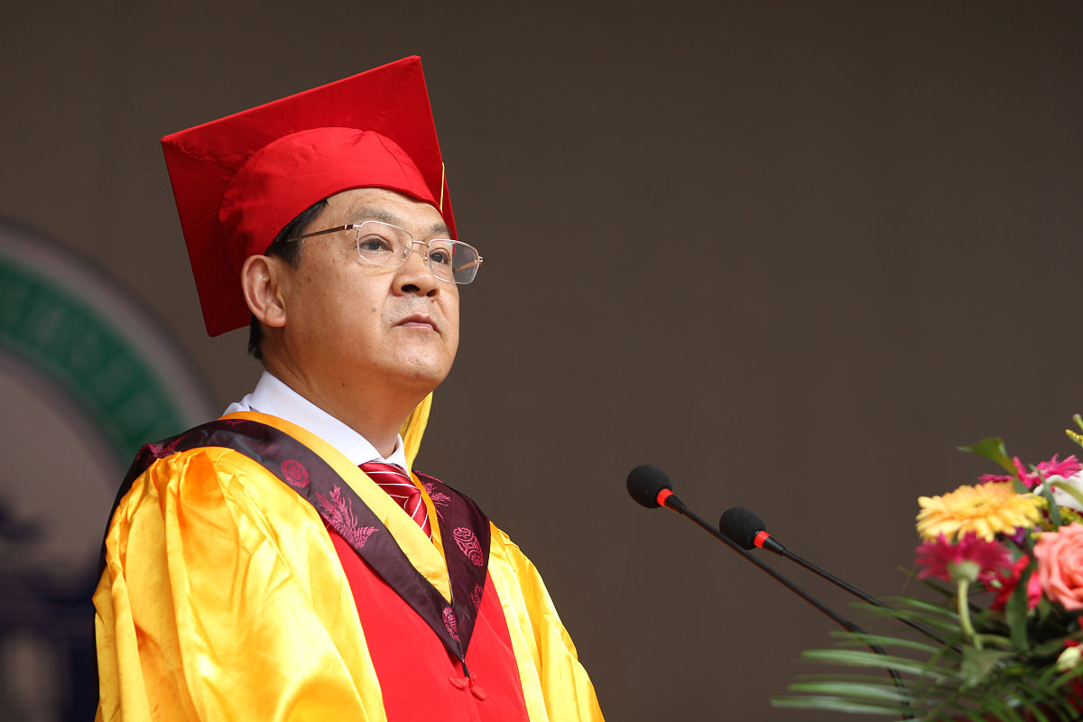 成就出彩人生：1000字作文谈如何活出精彩人生