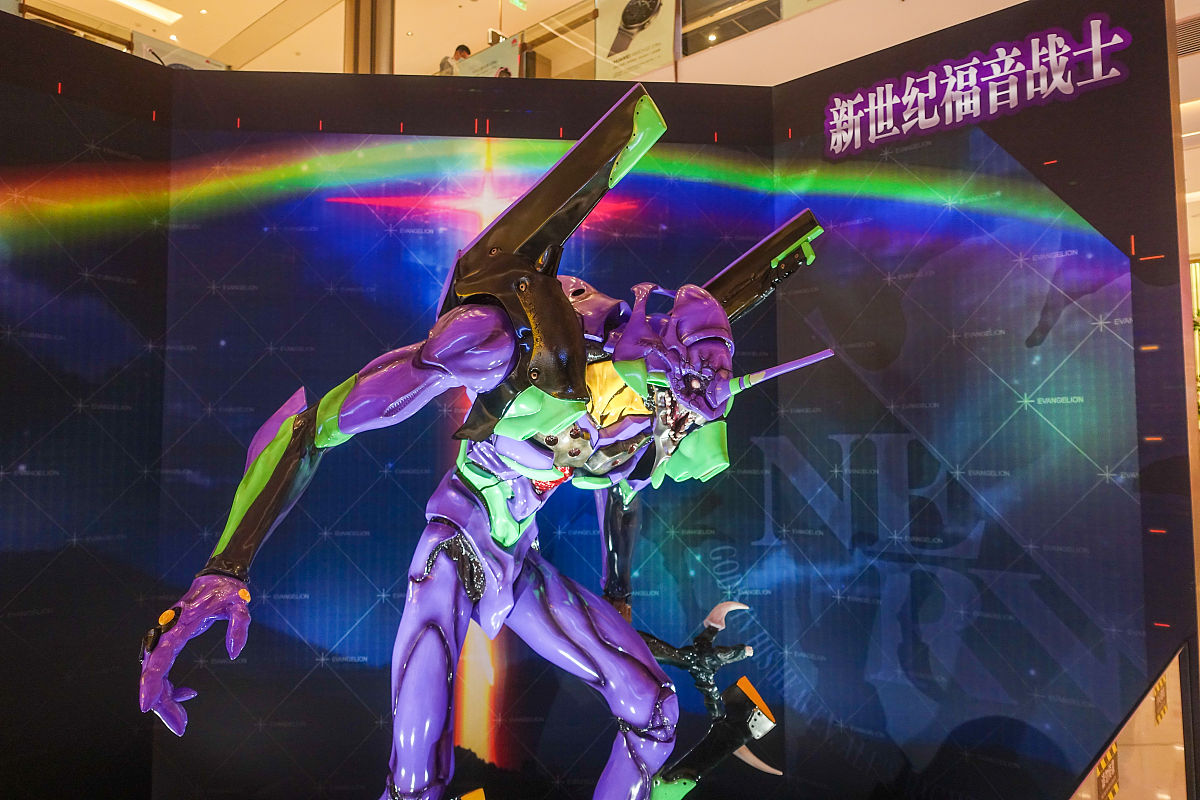 超能力控制的战斗服：21世纪尖端科技