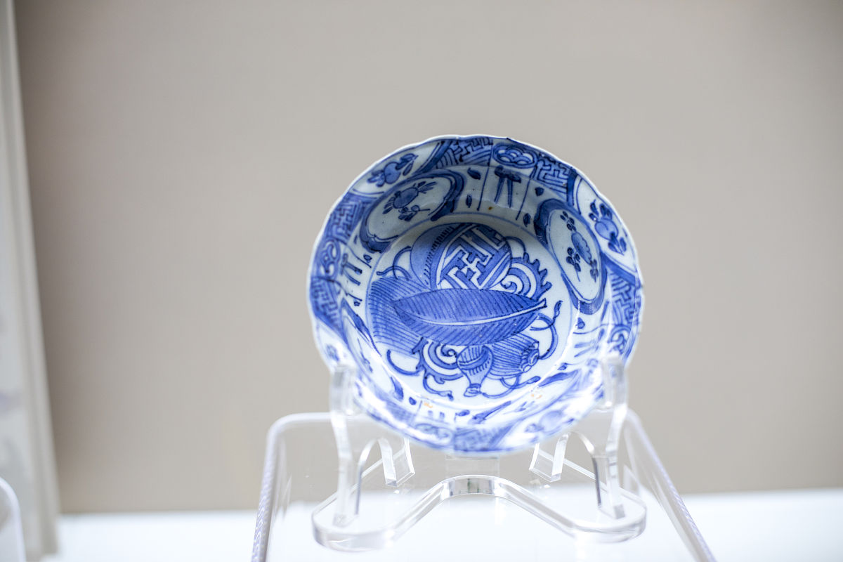 2021年11月3日,上海博物馆"东西汇融——中欧陶瓷与文化交流特展"开展