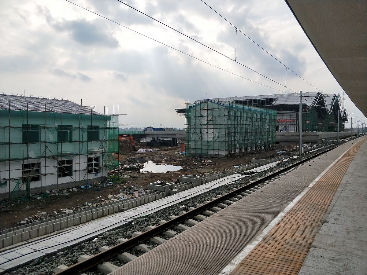 云南高铁学校vs昆明高铁学校：哪个更适合你？