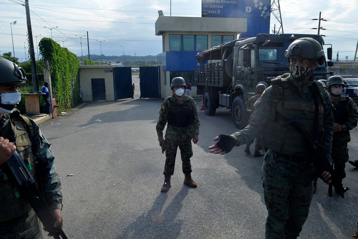 监狱读书日主题：自我救赎