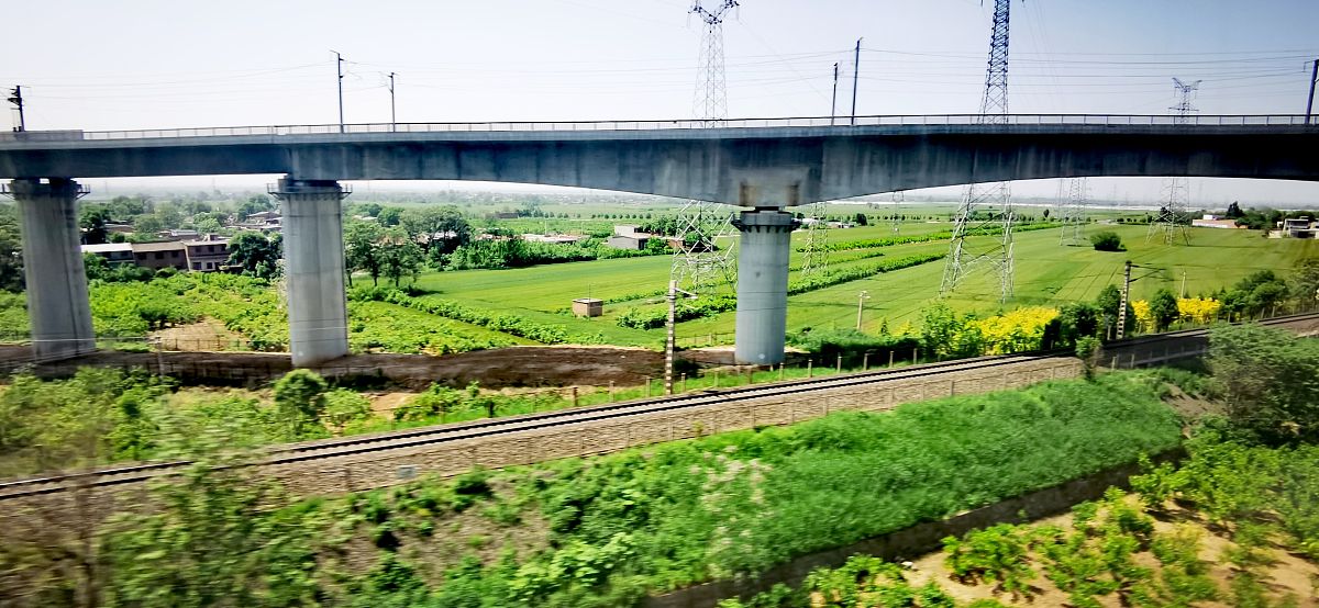 西安铁路职业技术学校招生标准：入学条件及考试内容