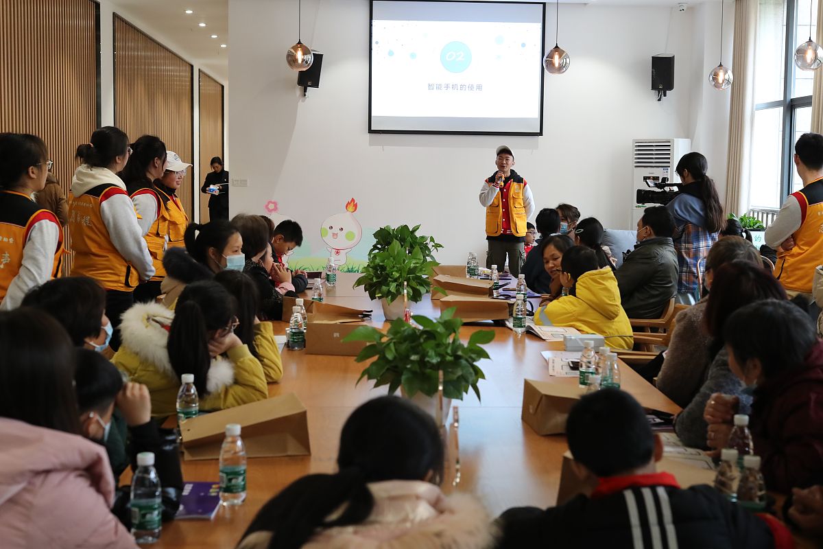 成都华夏幼师学校:培养更多优秀幼师,助力幼儿教育发展 成都华夏幼师学校:培养更多优秀幼师,助力幼儿教育发展