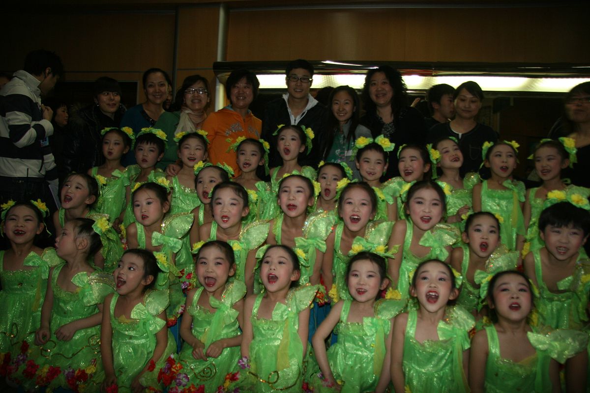 重庆2021年女生在幼儿师范学校学什么好