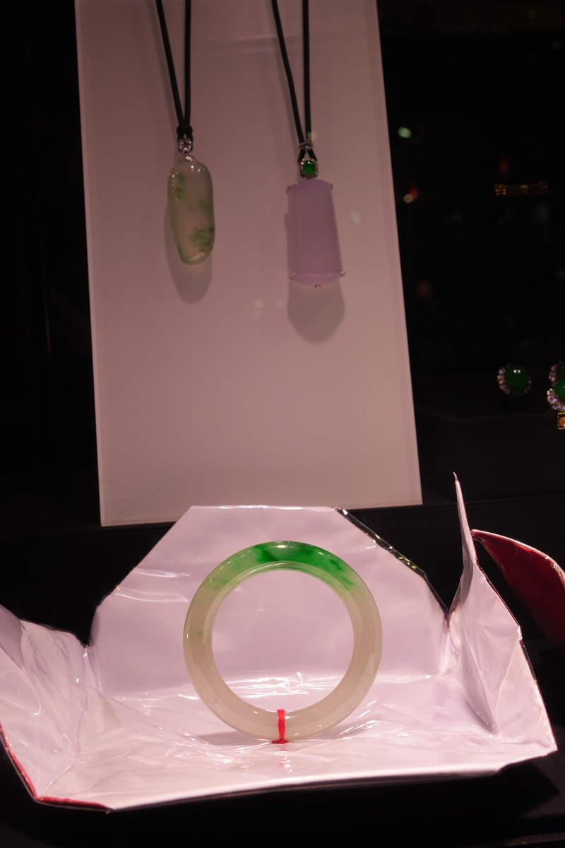 萤火珠宝：和田玉专家，传承玉文化