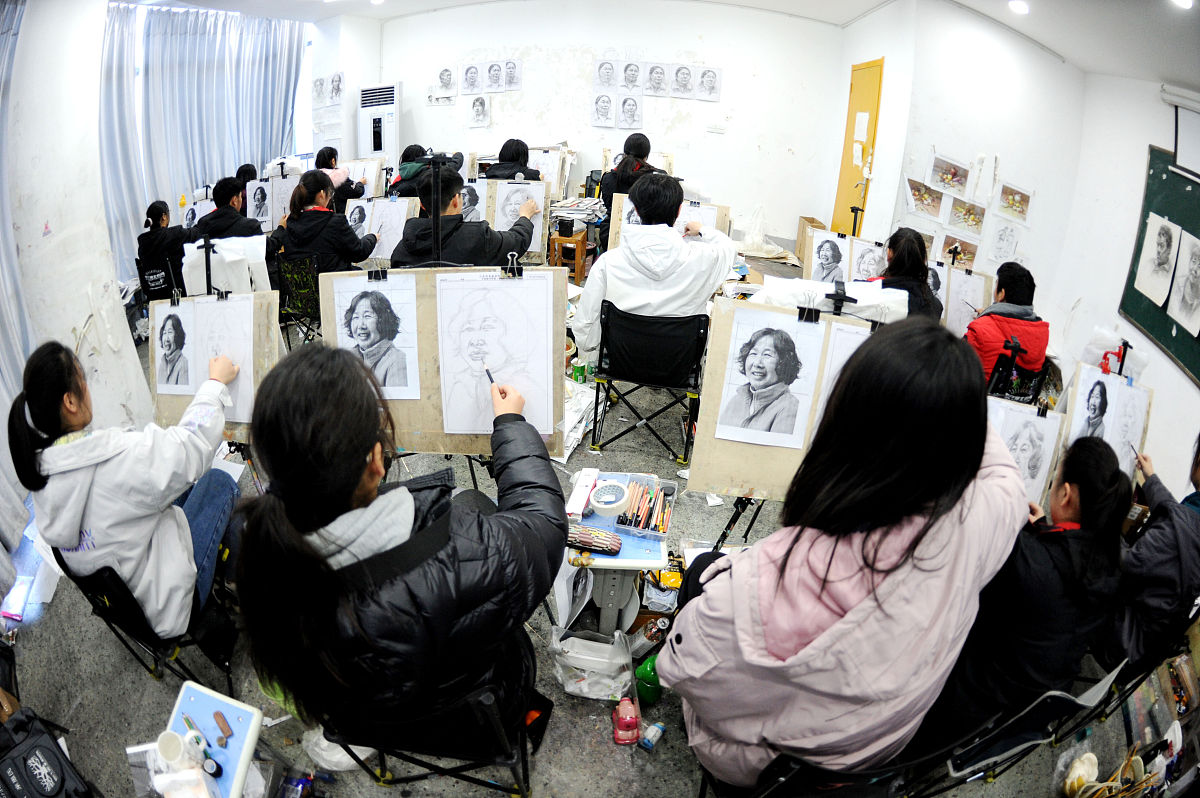 重庆市艺才技工学校美术绘画专业涉及哪些课程