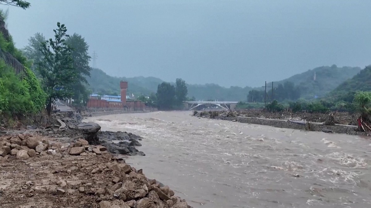 红岩河水库渗漏问题分析：坝基、右岸阶地和右坝肩