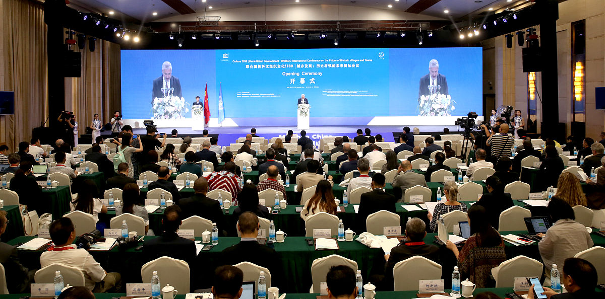 东丰乡村振兴七言绝句：富裕绿意，团结宏图