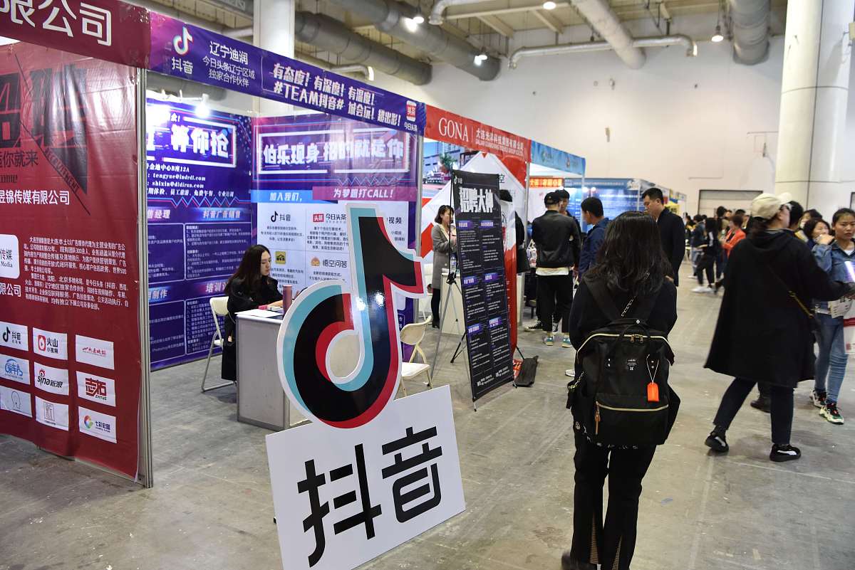 四川初中生读中专怎么样？2023年中考后选择升学还是中专？