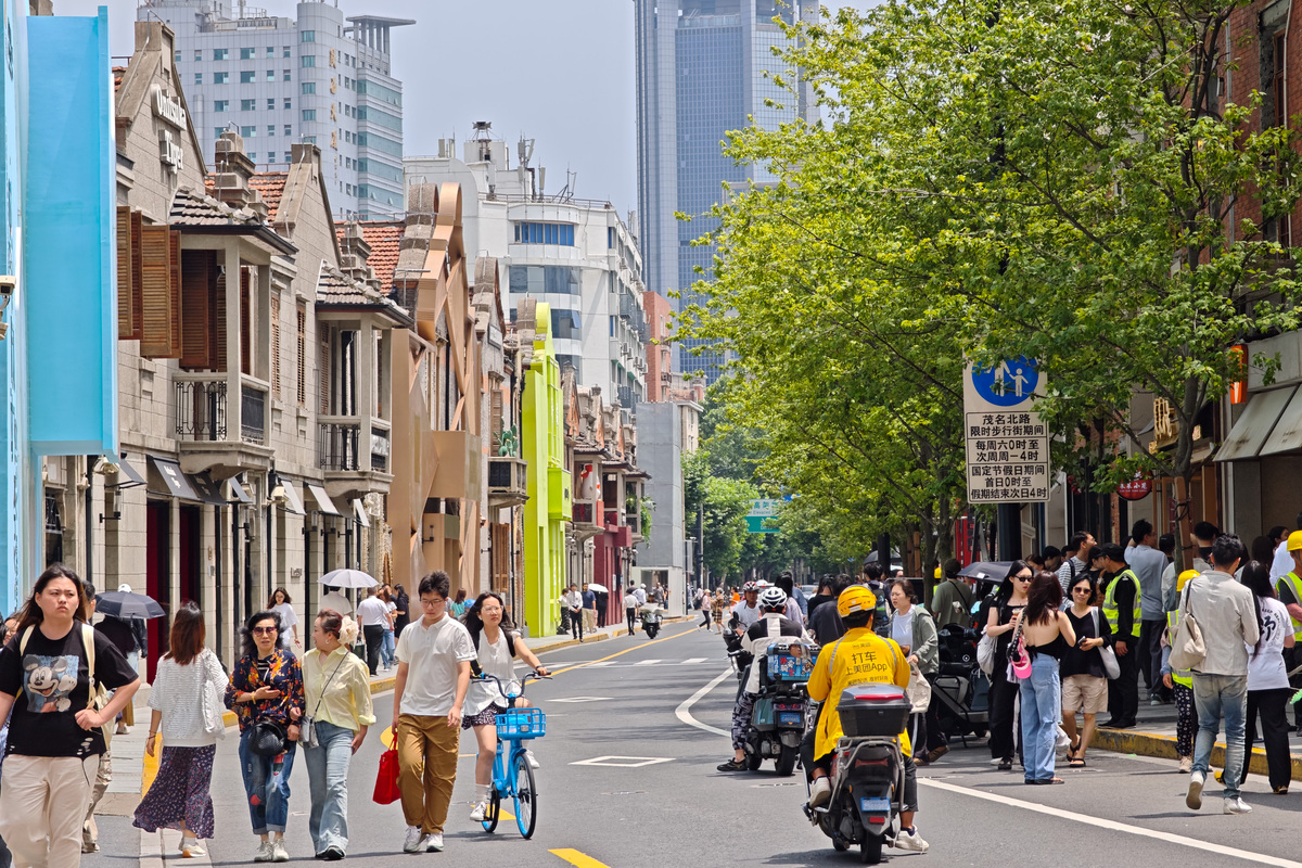 探寻城市风景街道：五条必打卡的美丽路线