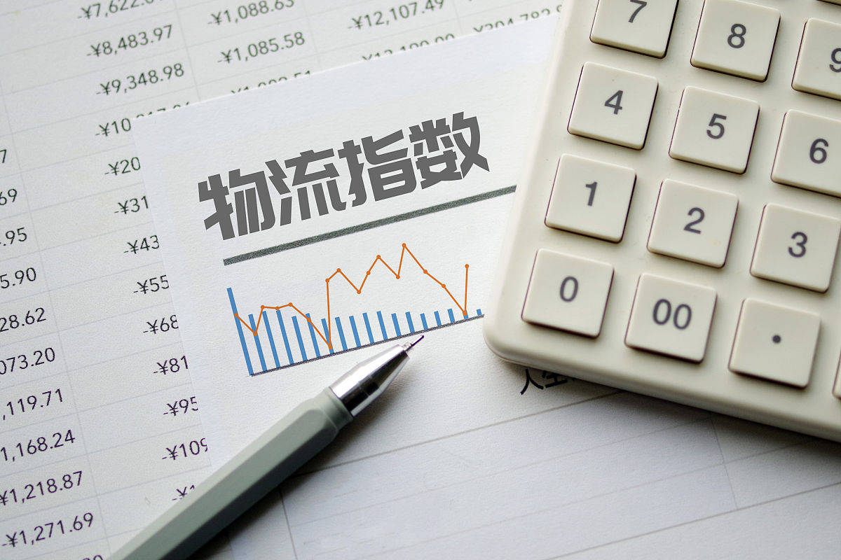 改写一下：姜守志和林淑辉 2016 提出传统的财务指标比较容易受到政府会计政策 的影响而现金流量相关的财务指标与传统的财务指标相比可以更准确的表现 出企业的财务状况