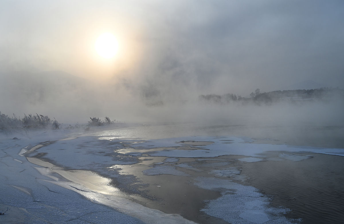 2021年12月25日,吉林白城,冰雪景观.