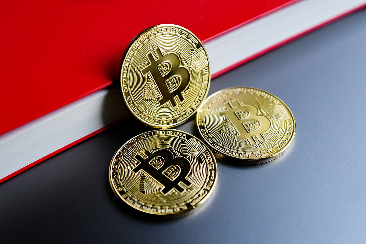 我刚刚连接到 Base 并铸造了Coinbase的纪念 NFT