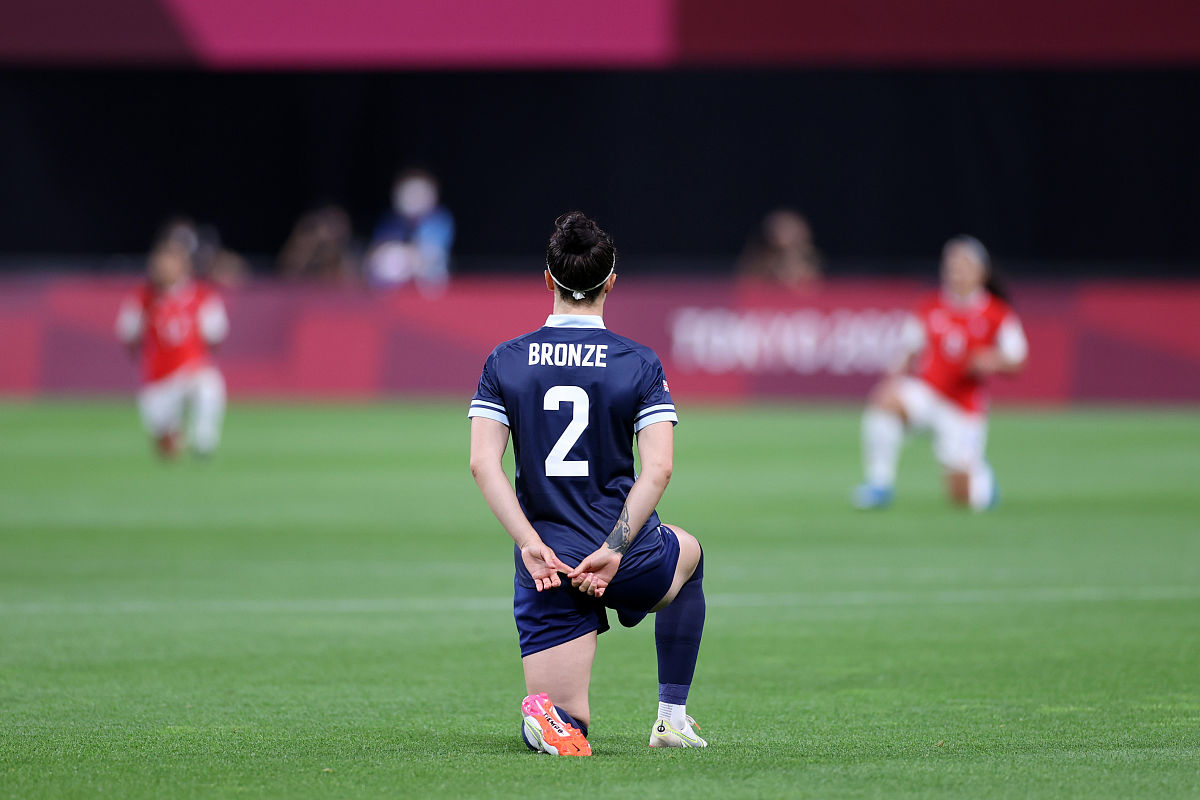 2021年7月21日,日本,2020东京奥运会女足e组首轮,英国2-0智利.sapporo