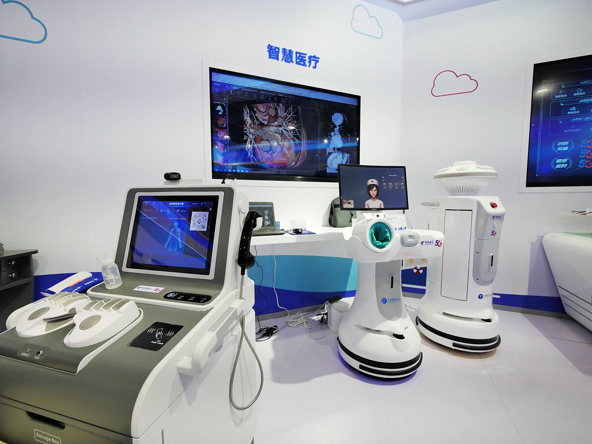 GPT-3.5 Turbo赋能中医医疗器械：应用、挑战与未来展望