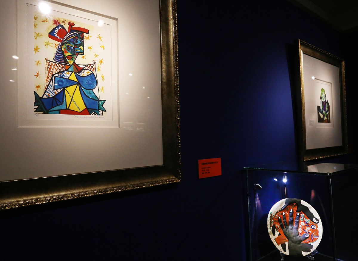 一年级学生课程中创作多角度人物面部如何引导内容怎么呈现涵盖毕加索抽象与夸张