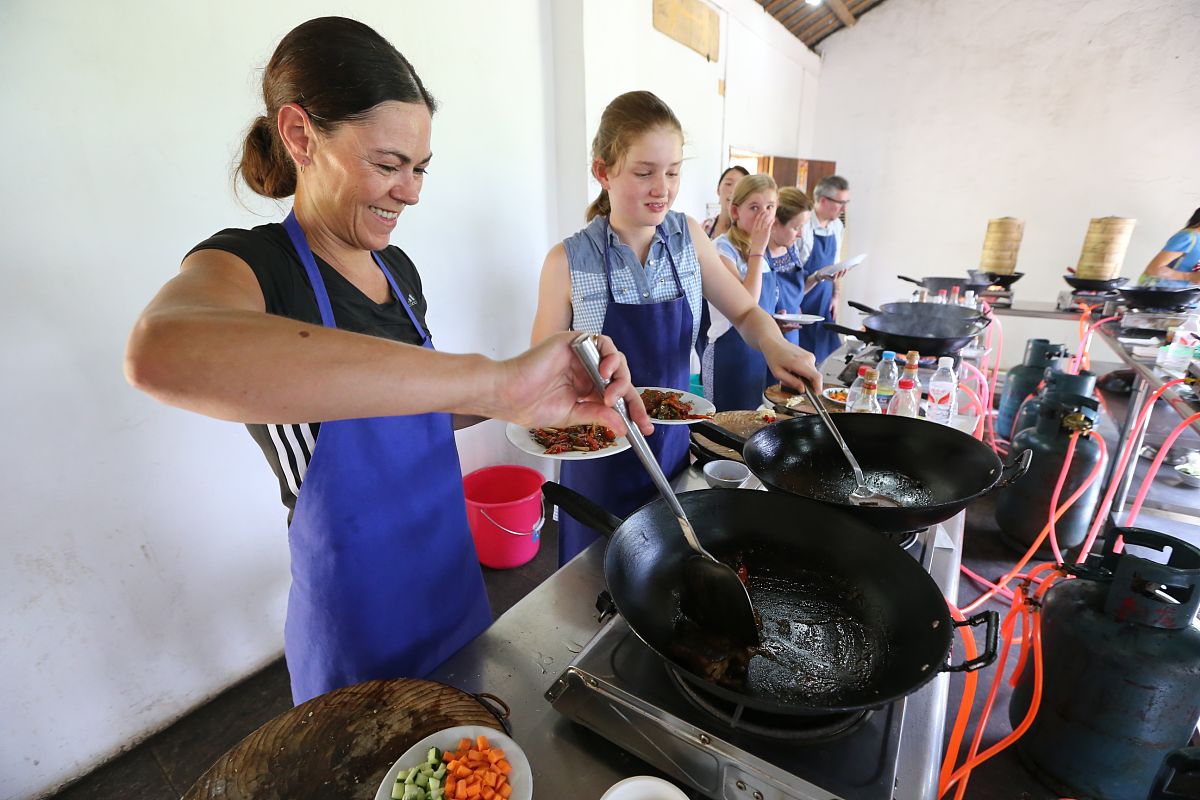 浙江商贸学校烹饪专业课程设置：从基础到实践