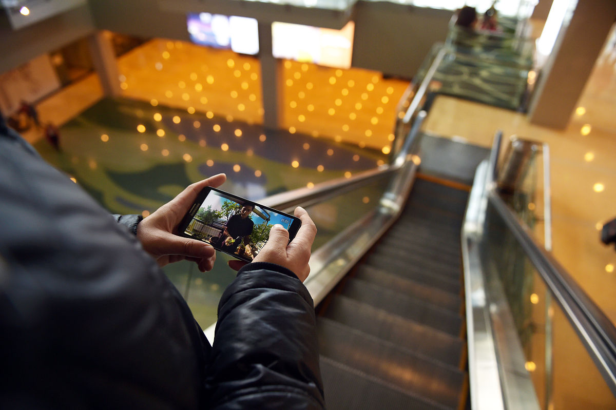 女生回复慢？别介意，工作重要！