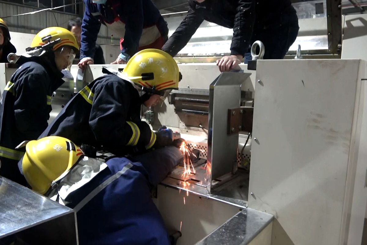 青岛捷能技术学校电气焊接专业：学习内容及就业前景