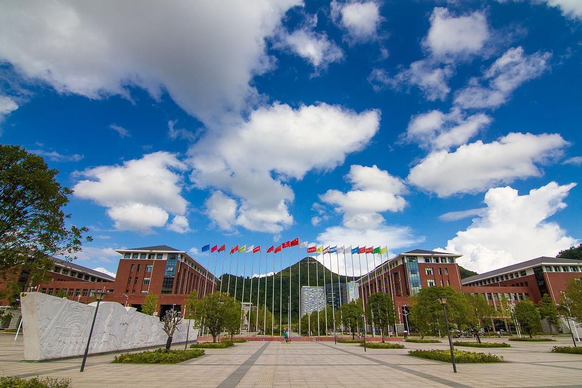 毕节中专生升学机会:考大学不再是梦! 毕节中专生升学机会:考大学不再是梦!