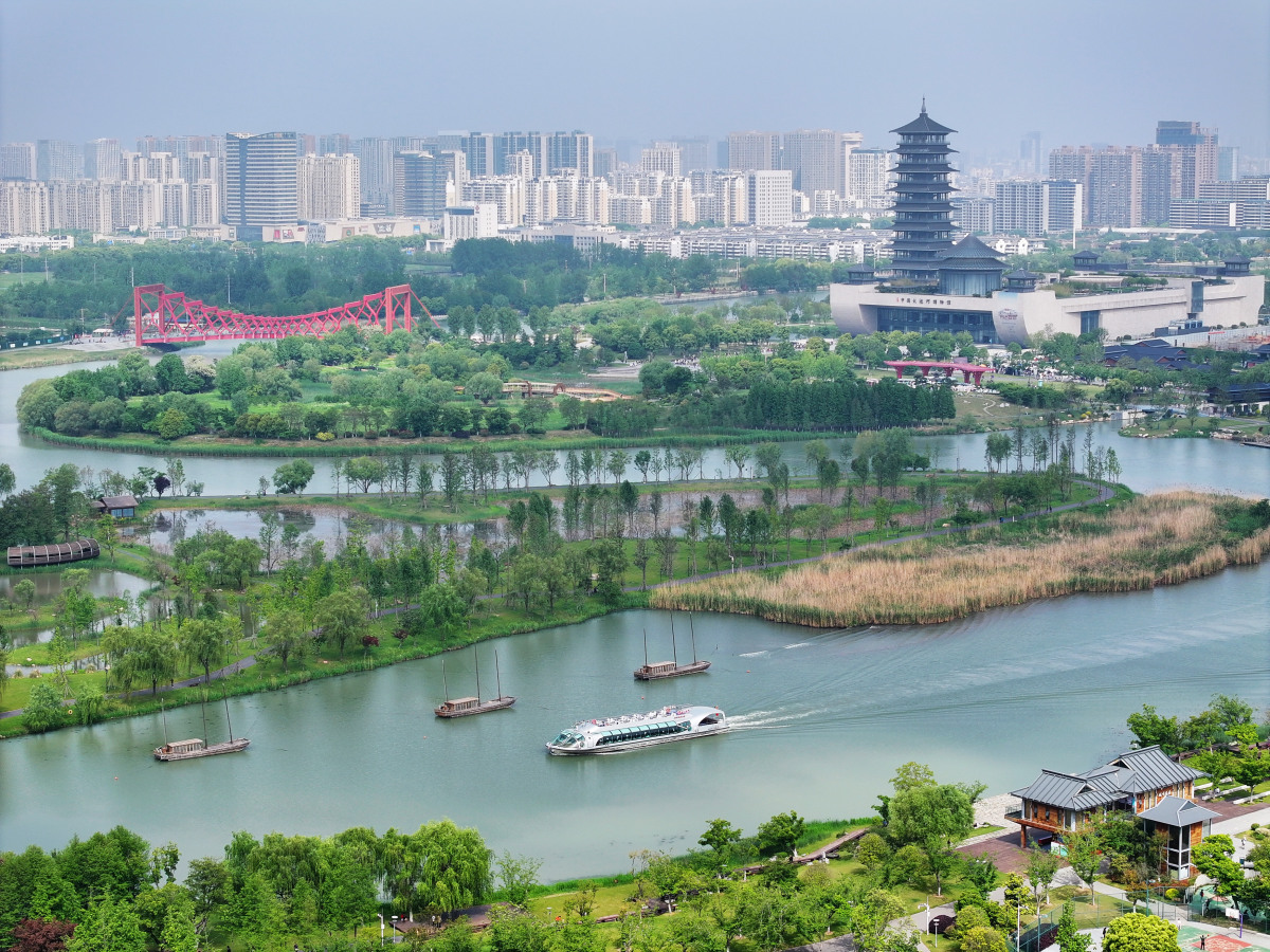 大家好,今天我要带大家去一个超级浪漫的地方