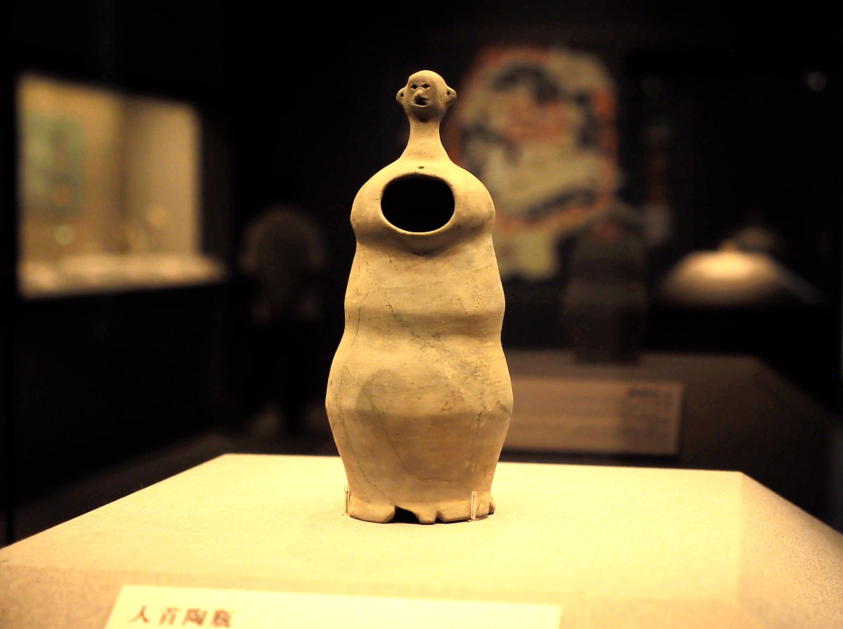 以《咱们穿越吧第二季》：穿越历史探寻文化为题写一篇1200字文章