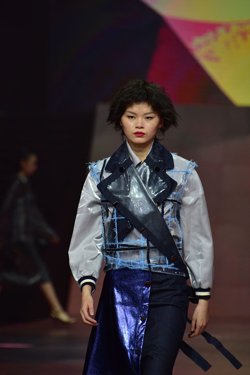 灯光音响技术部年度报告：创新技术打造卓越视听体验