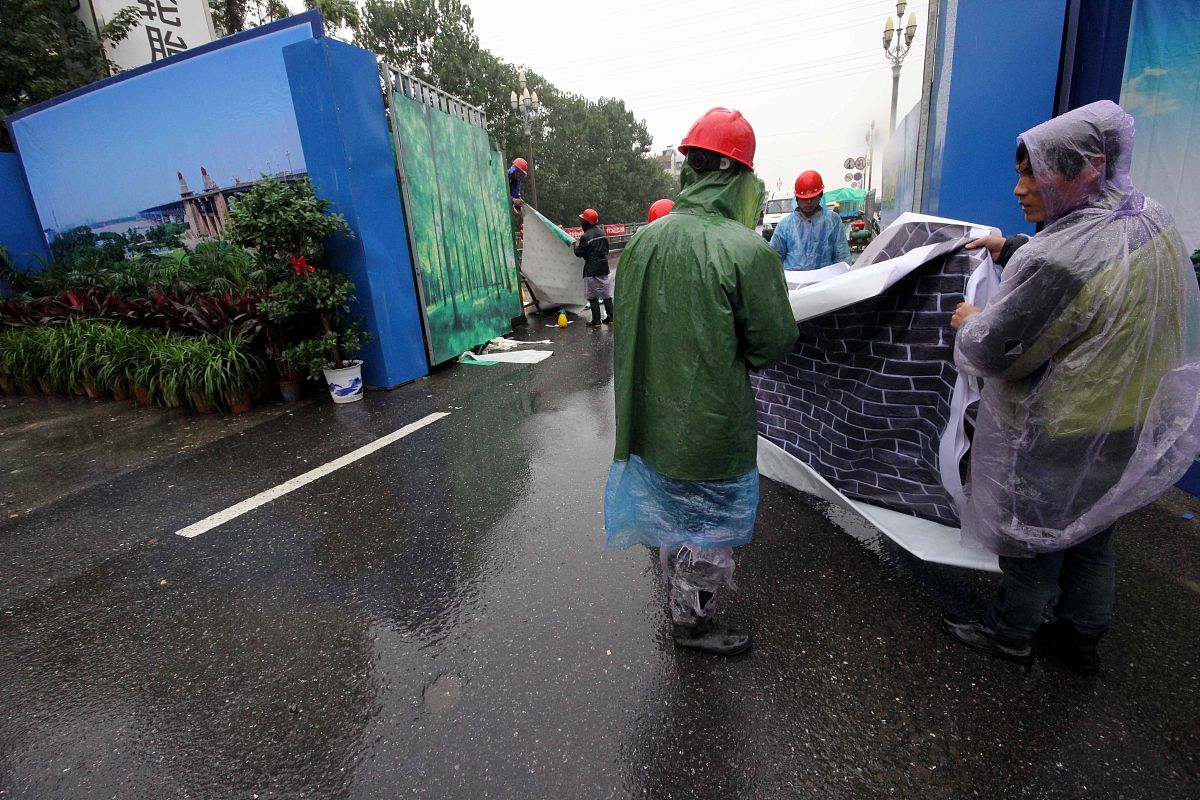 暴雨天气电力保障：全力以赴保供电