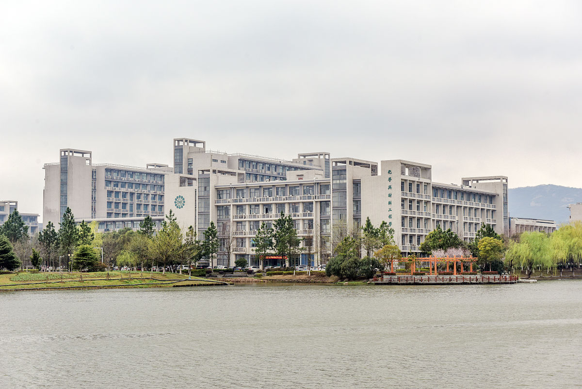 昆明医科大学海源学院官网：查询方法及医学科研成果