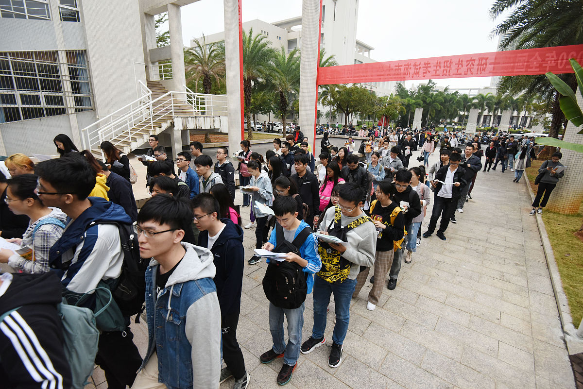 云南昆明盘龙区初中生学高铁学校要读几年-好不好