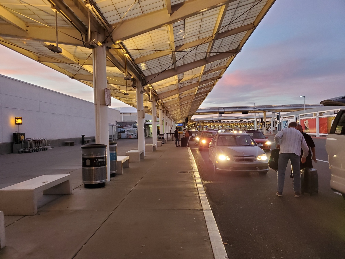 TLV机场：以色列特拉维夫本古里安国际机场介绍