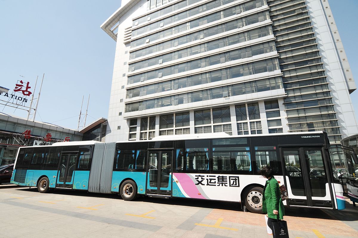 如何从香港岭南大学快速往返深圳湾