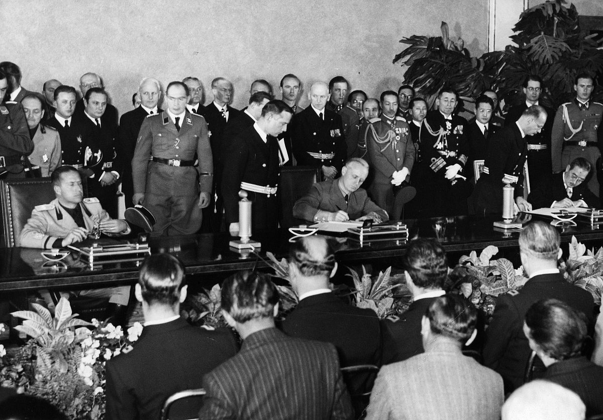 写30篇关于世界各国历史的文章中文标题