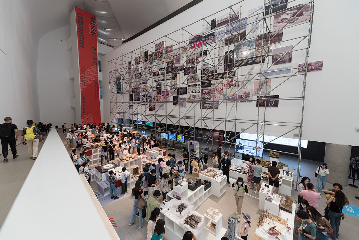 北京服装学院公共艺术专业怎么样？优势、劣势及就业前景分析