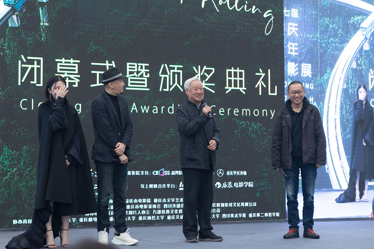 贾樟柯无奈中断灵感，自嘲改做综艺养家糊口，你怎么看？