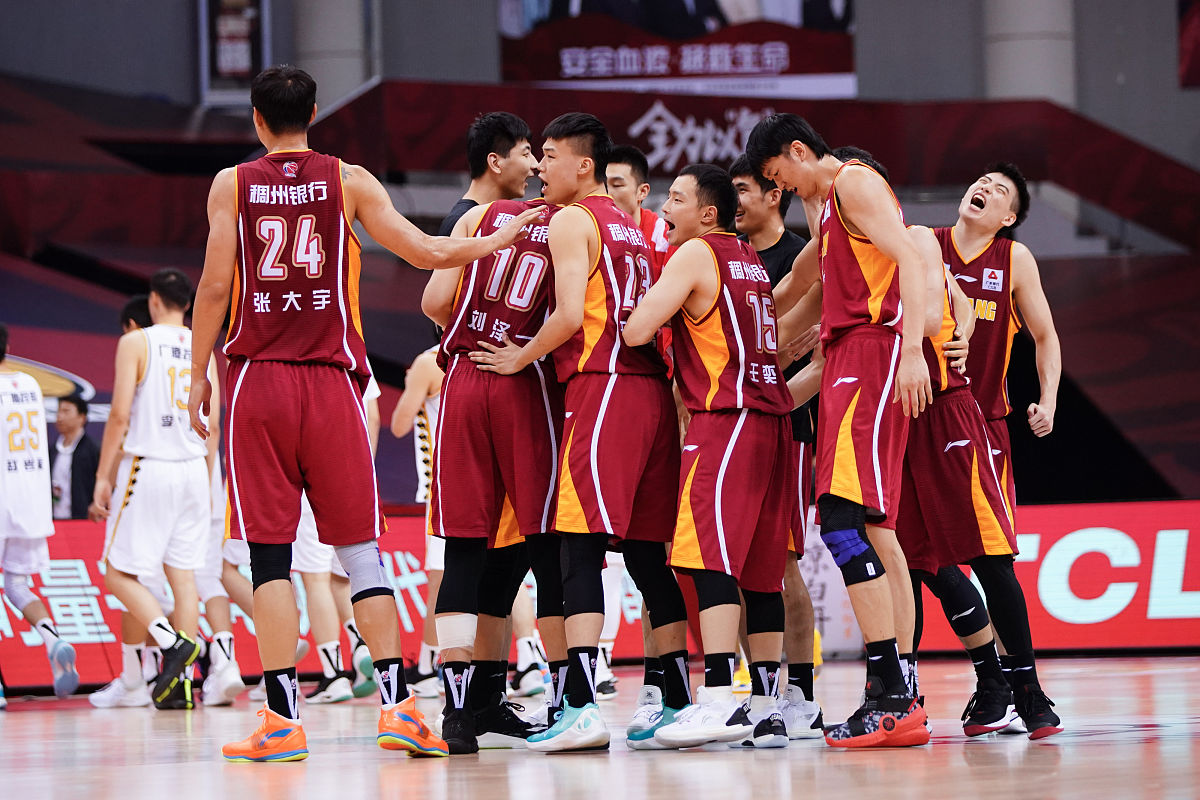 樊国靖 - 中国篮球运动员简介