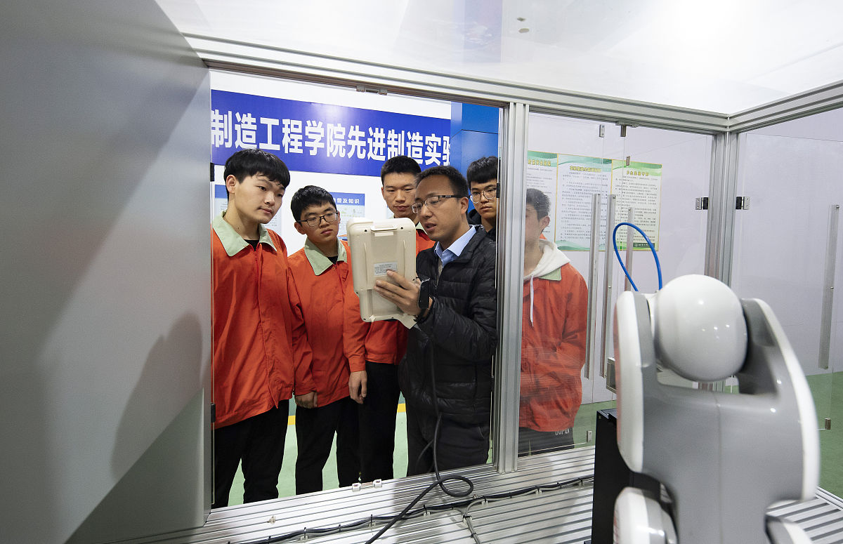 2023年新余技工学校哪些学校有五年制大专