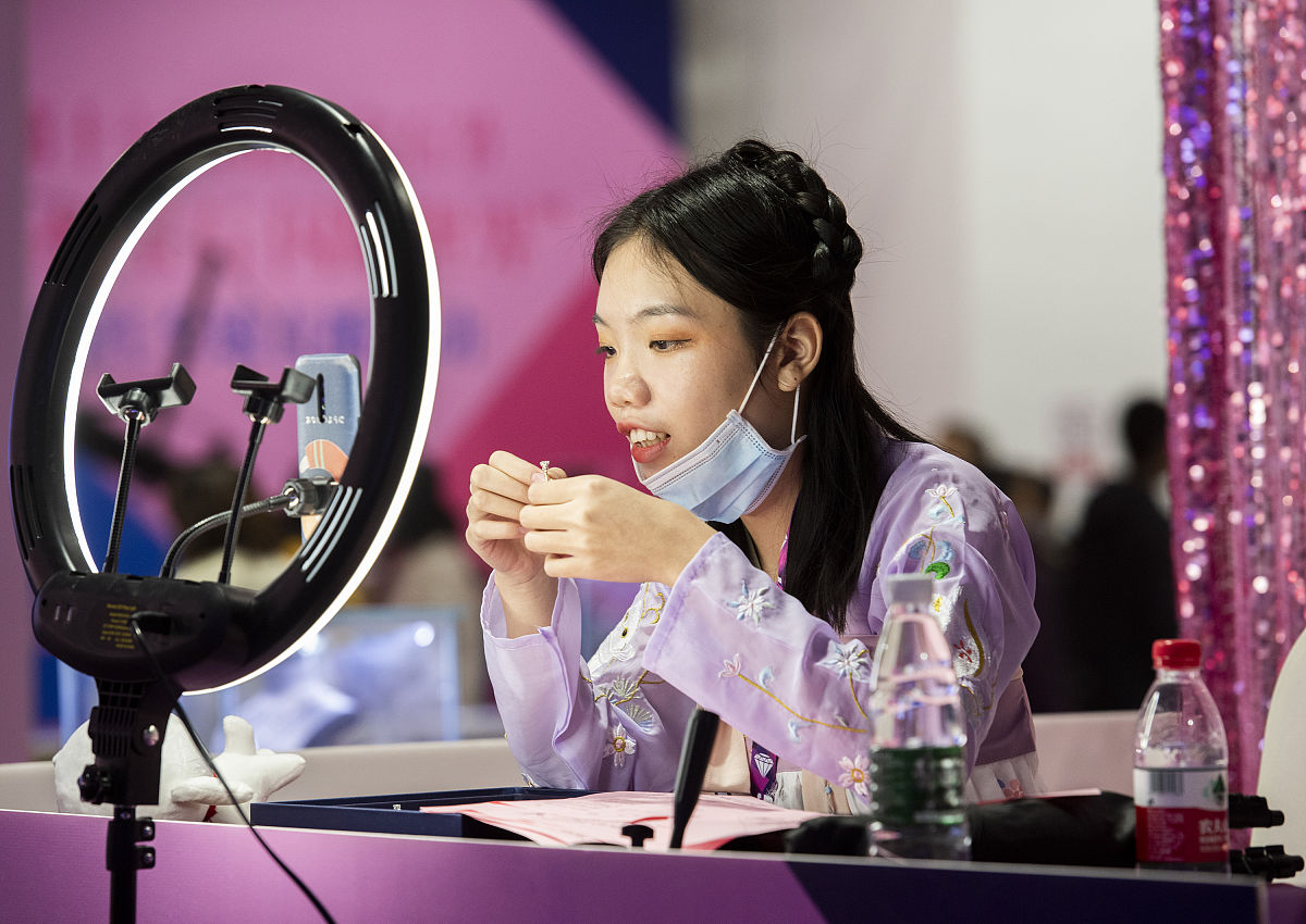 梧州服装职业技术学校位置在哪儿