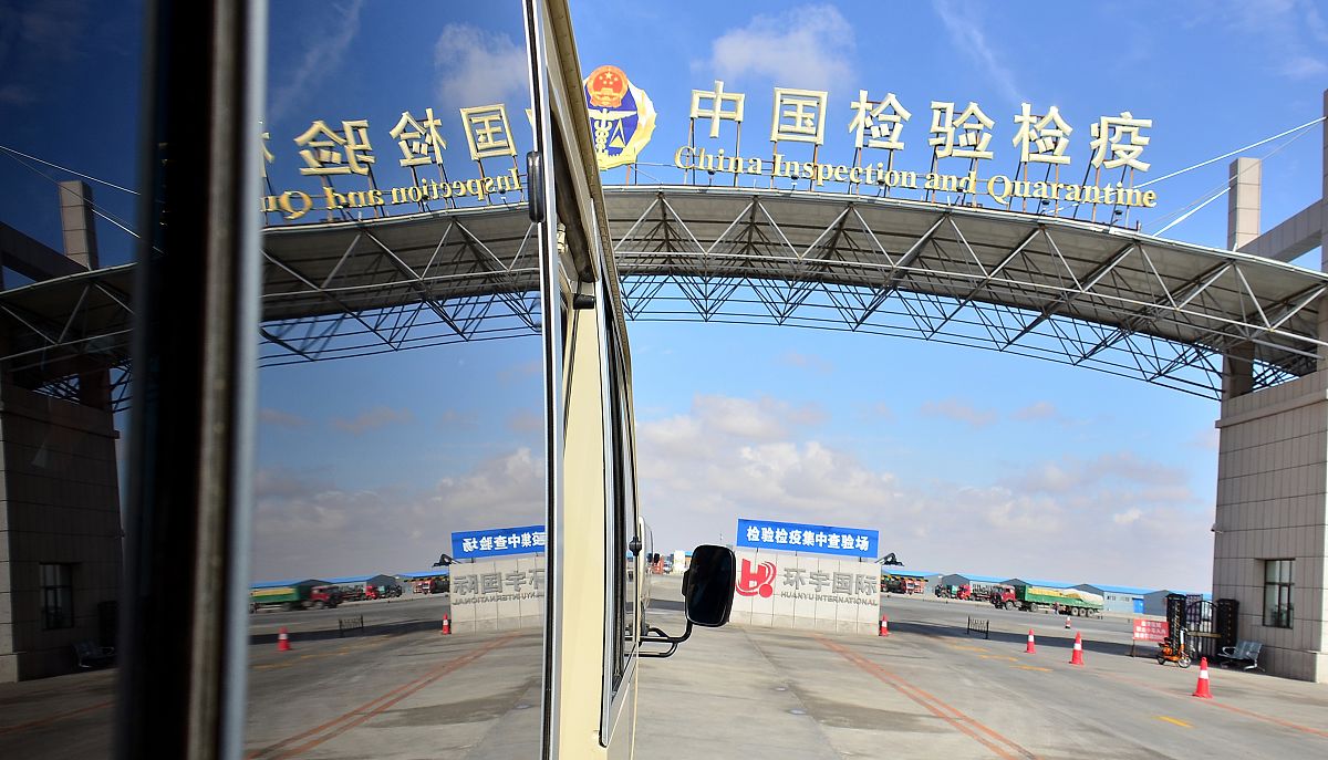 四川铁路航空学校办学模式与特色：产学研融合，注重实践