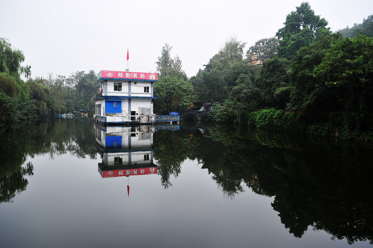 四川城市卫校2019年招生条件