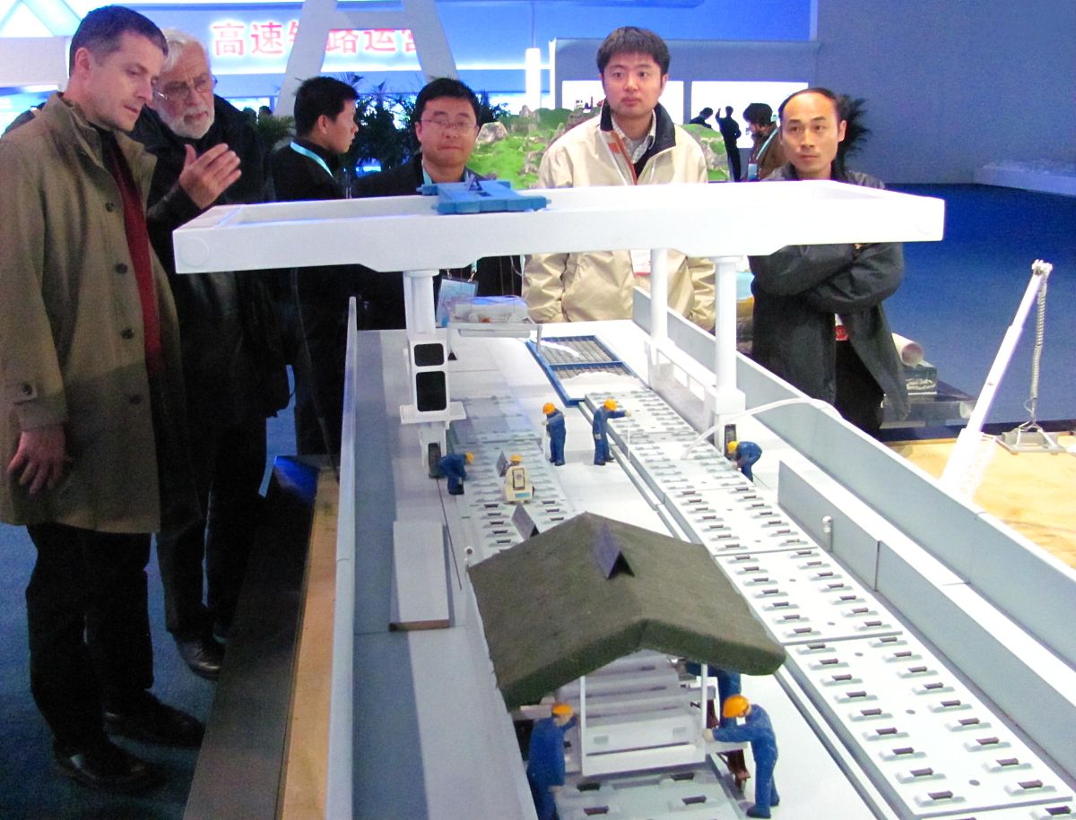2010年12月8日,第十届中国国际现代化铁路技术装备展览会暨第七届<strong>世界</strong>