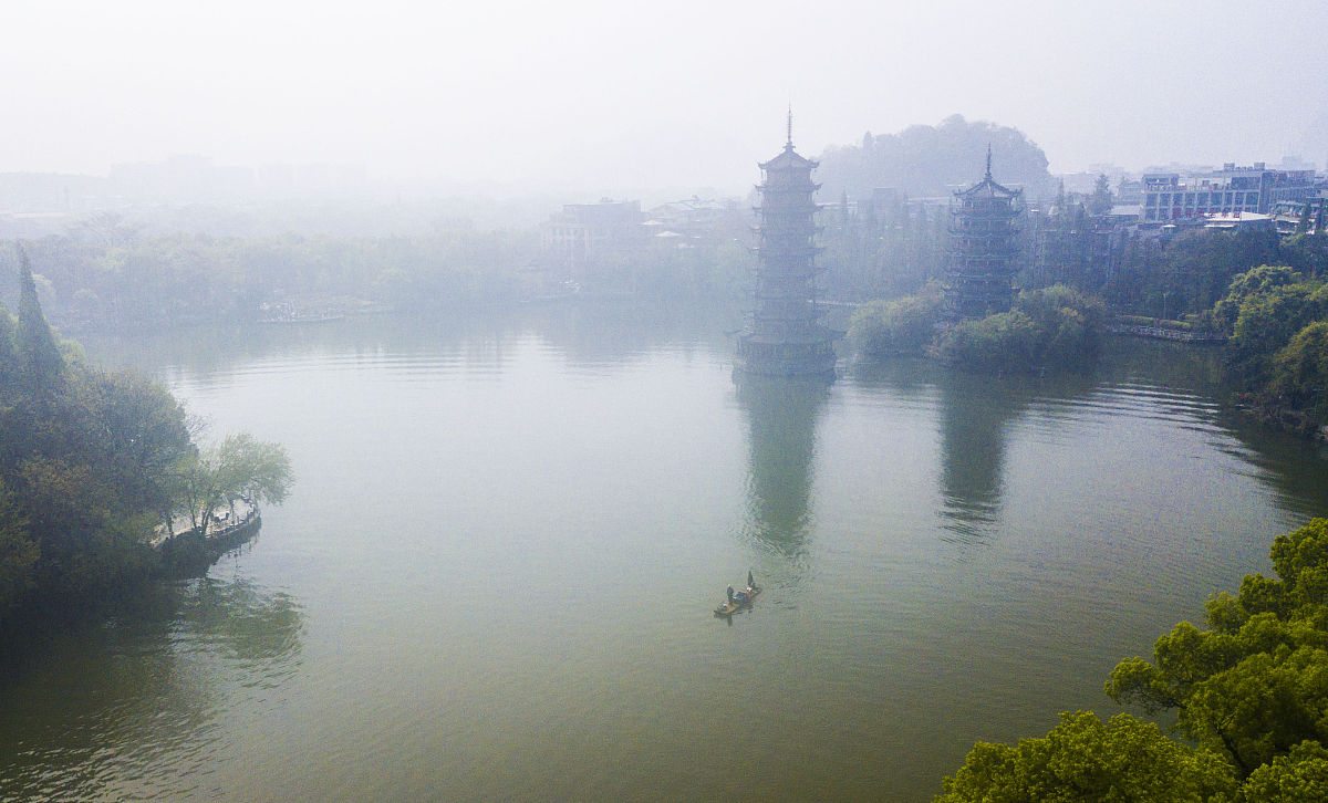 中国桂林市有什么好吃好玩的推荐