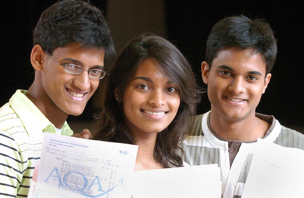 eighteen year old triplets (left-right) madu, nikini and wikum j