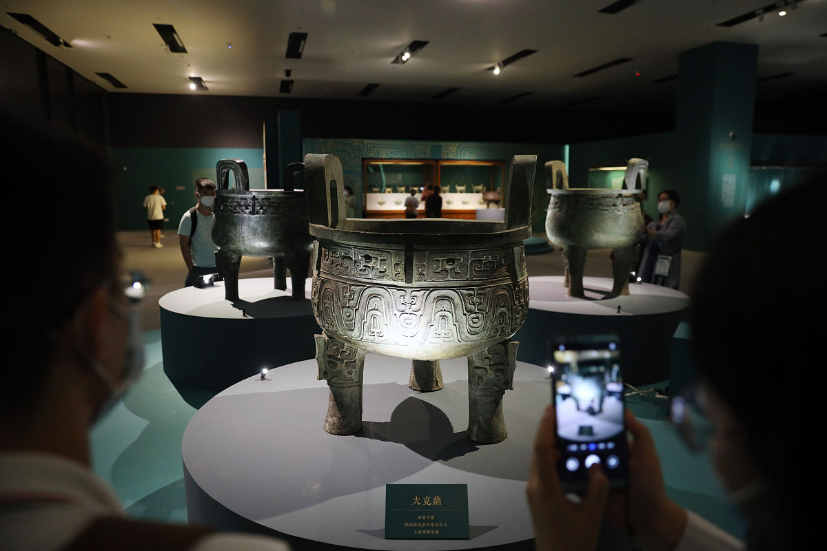 以塑造新时代师德内涵为主题 在校园文明礼仪、育人风范、传道解惑、职业要求等方面 写一份学习心得体会 不少于500字