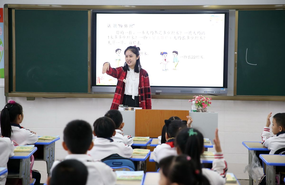 提高课堂积极性的有效方案：记分制、奖励、惩罚、合作与规则