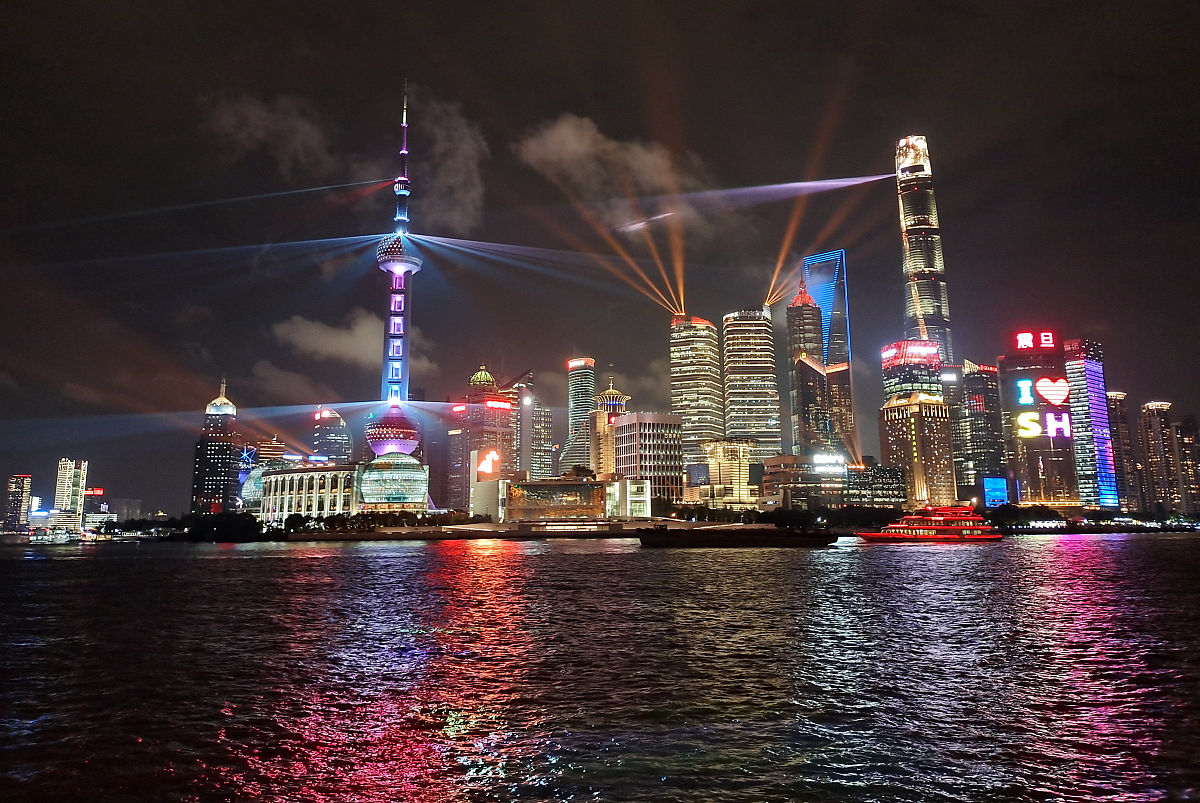 教师节祝福语：致敬语文老师，如同玫瑰、大海、河流、灯火般闪耀