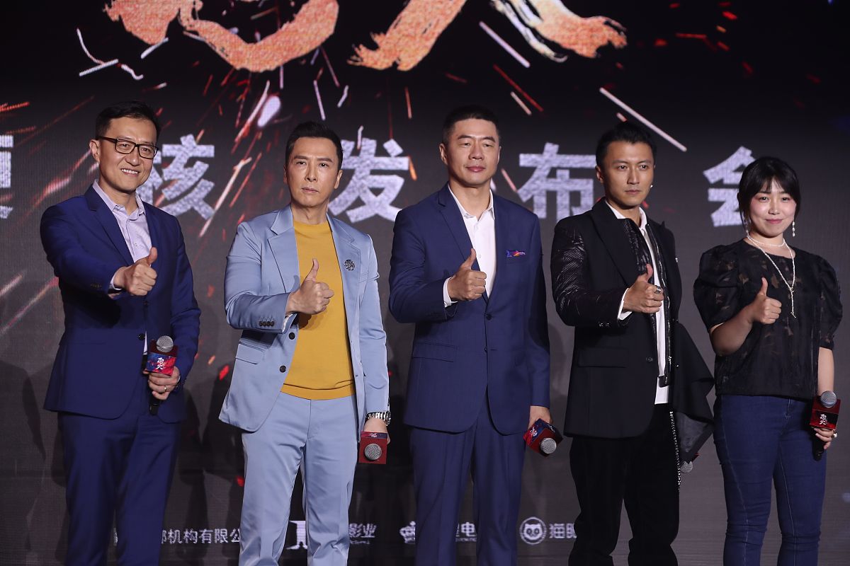 国庆档必看！刘德华、张涵予、黄轩《莫斯科行动》口碑爆棚！