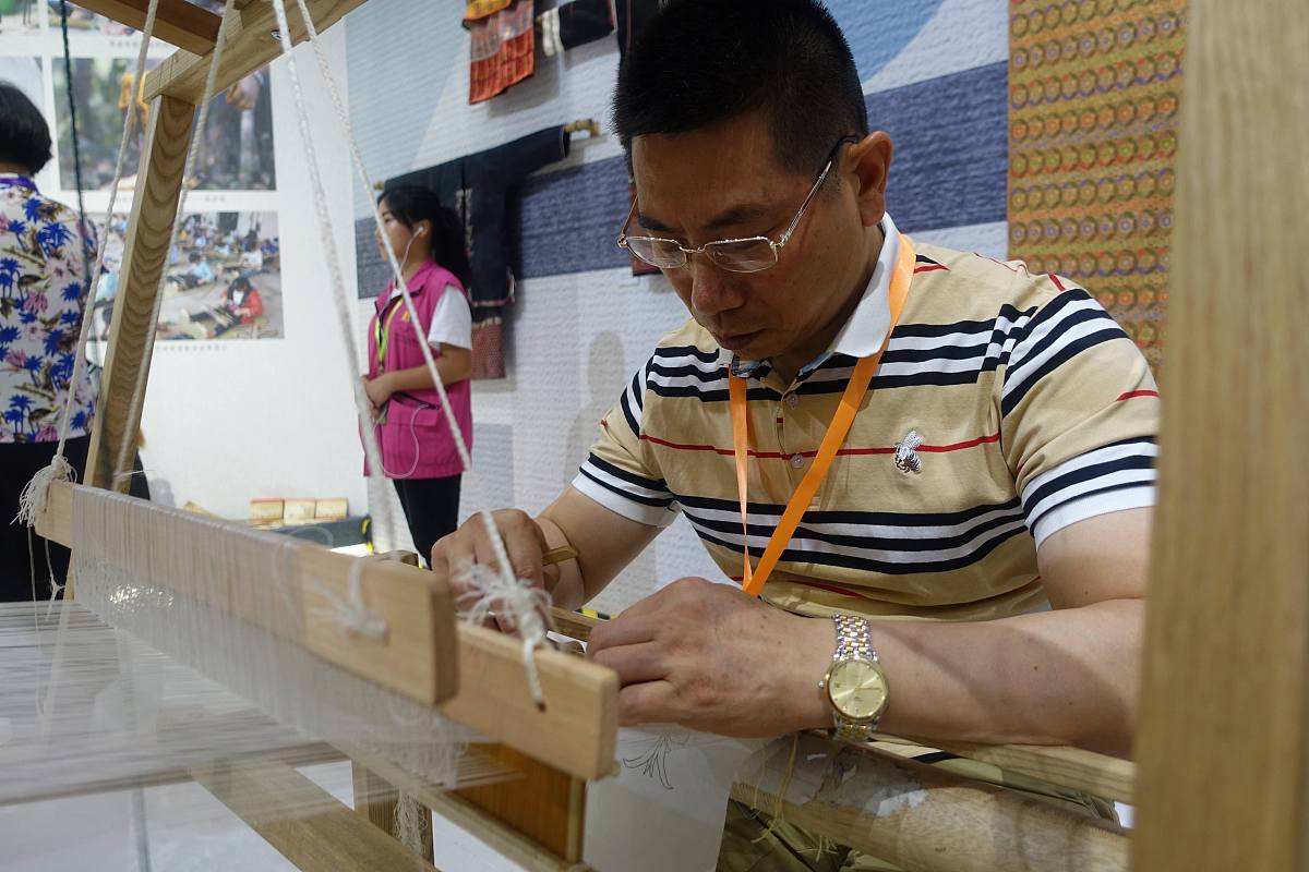 桑蚕丝新款直播方案：引爆销量，提升品牌影响力