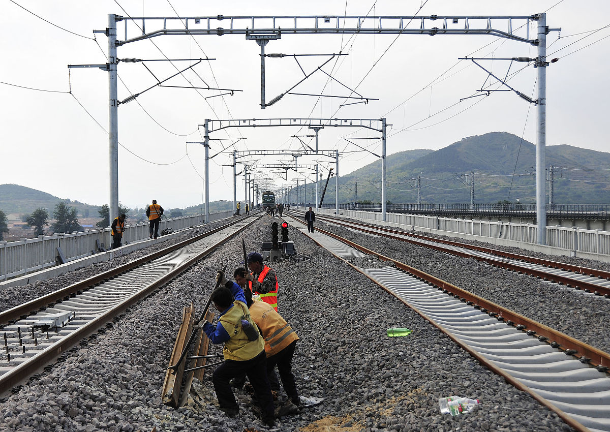 成都铁路专业学校就业前景分析：毕业生去向与就业优势
