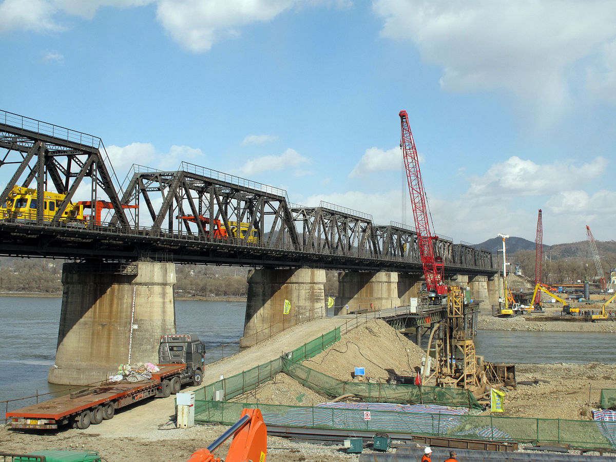 成都铁路专业学校发展趋势：未来前景与合作方向
